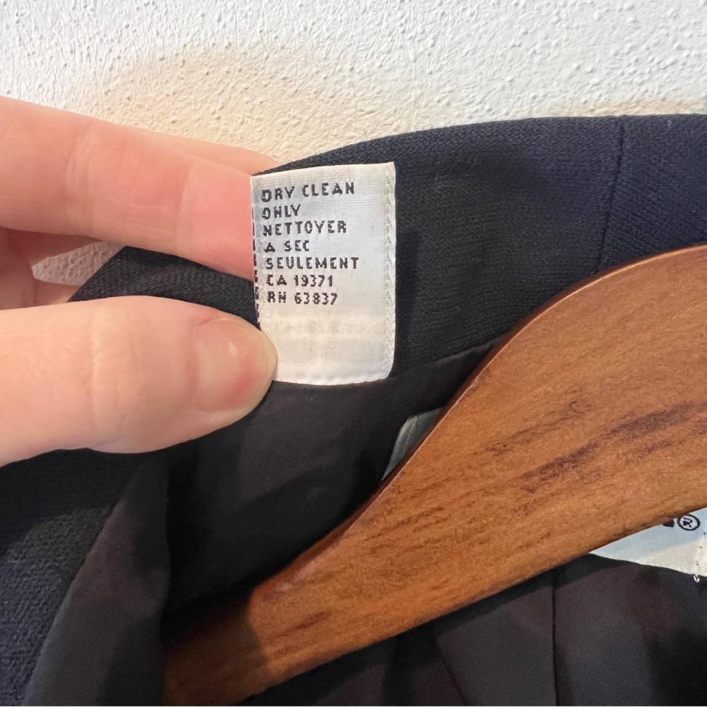 Vintage Anne Klein II Navy Wool Oversized Double Breasted Blazer Shoulder Pads - Picture 7 of 9